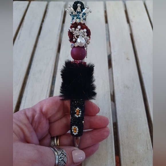 CUSTOM BLING JEWLE PEN WITH REFILL - Picture 2 of 2